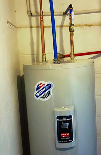 https://canningvalehotwater.com.au/uploads/2025/06/electric-hot-water-system-32554.jpg