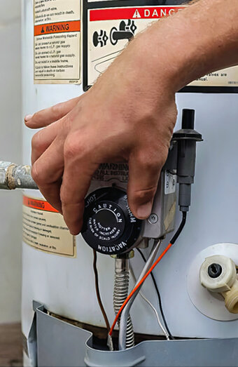 https://canningvalehotwater.com.au/uploads/2025/06/hot-water-servicing-68760.jpg