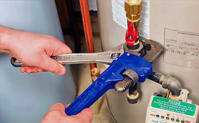 https://canningvalehotwater.com.au/uploads/2025/06/hot-water-servicing-75260.jpg