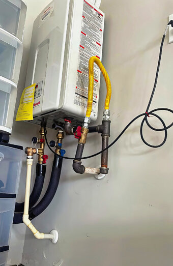 https://canningvalehotwater.com.au/uploads/2025/06/instant-hot-water-systems-65049.jpg