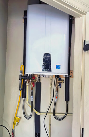 https://canningvalehotwater.com.au/uploads/2025/06/thermostatic-water-systems-87780.jpg
